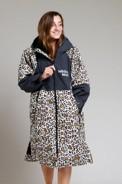 Adults Hard Shell Robe - Leopard Print – White Water