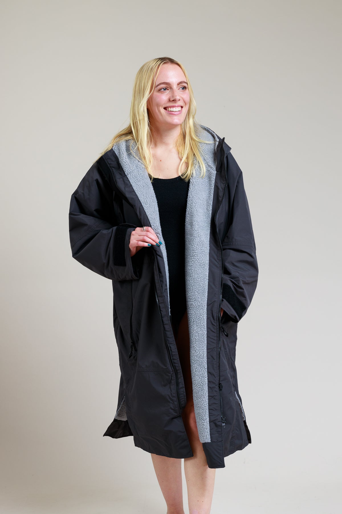 Adults Hard Shell Robe - Black – White Water