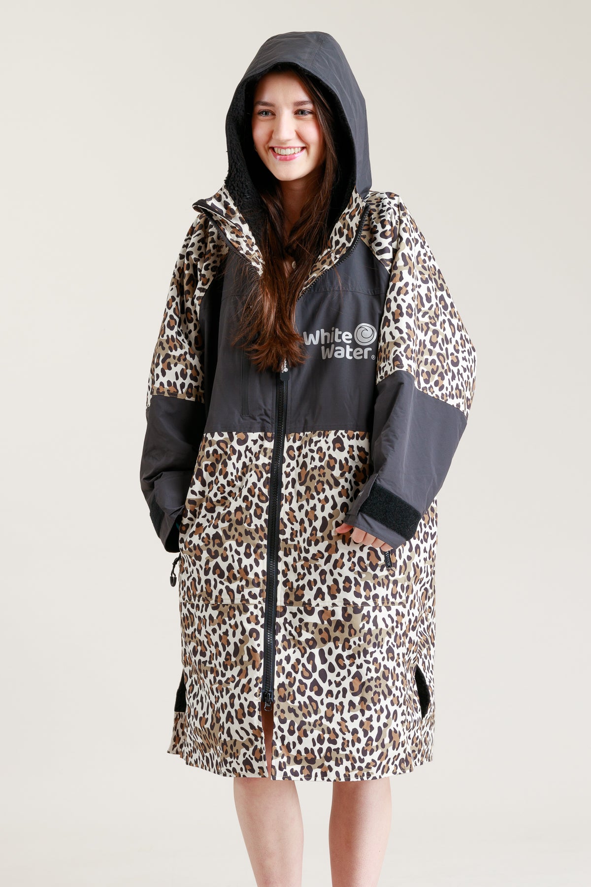 Juniors Hard Shell Robe  - Leopard Print