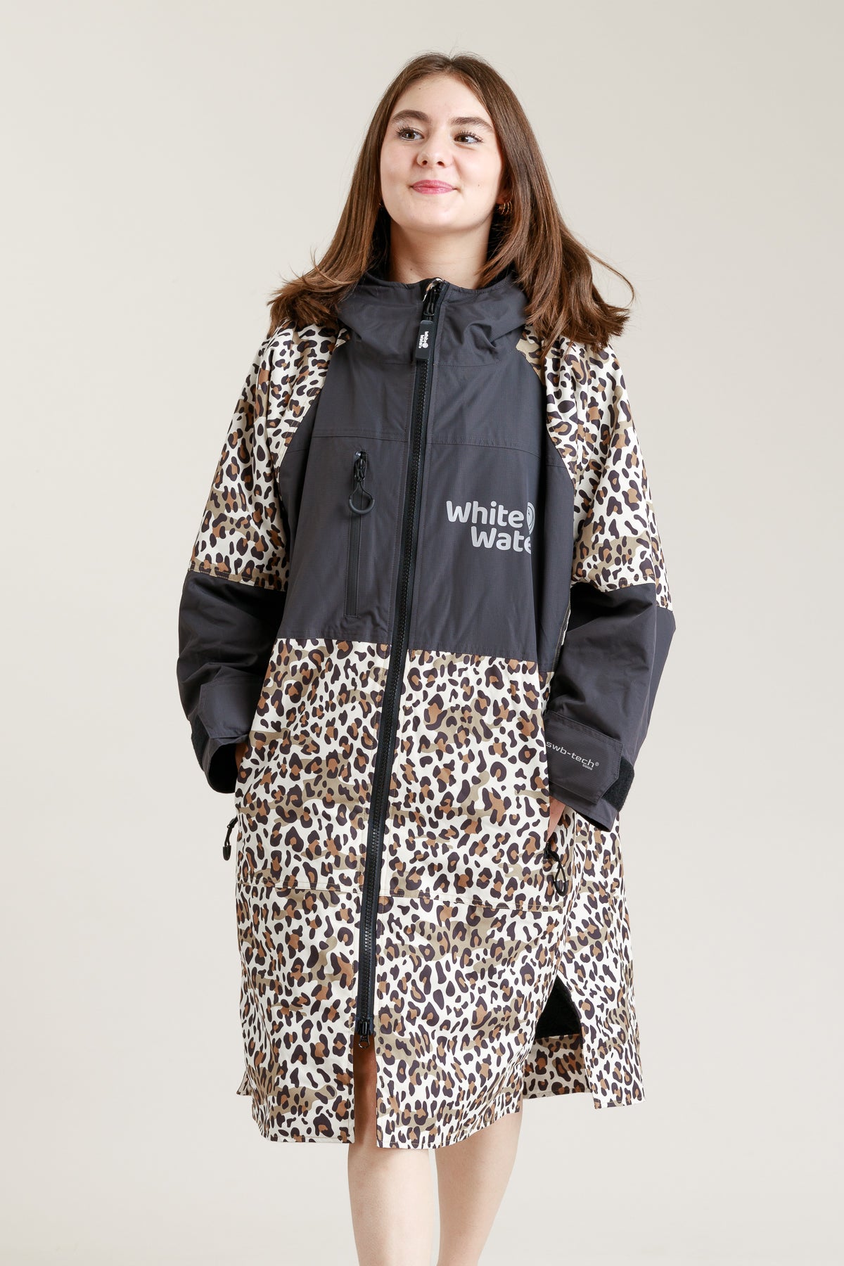 Juniors Hard Shell Robe  - Leopard Print